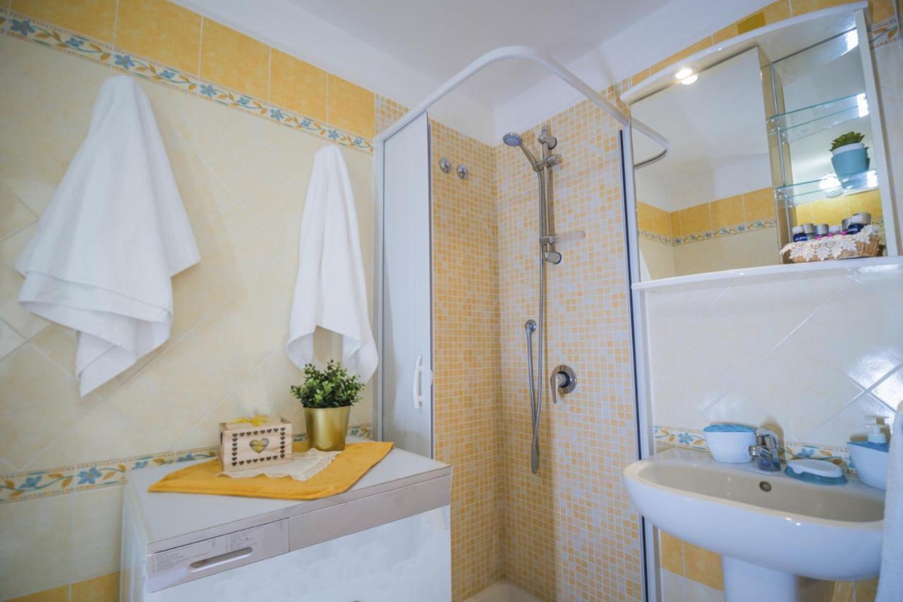 アマルフィCasa Enzo Con Vista Mareアパートメント エクステリア 写真