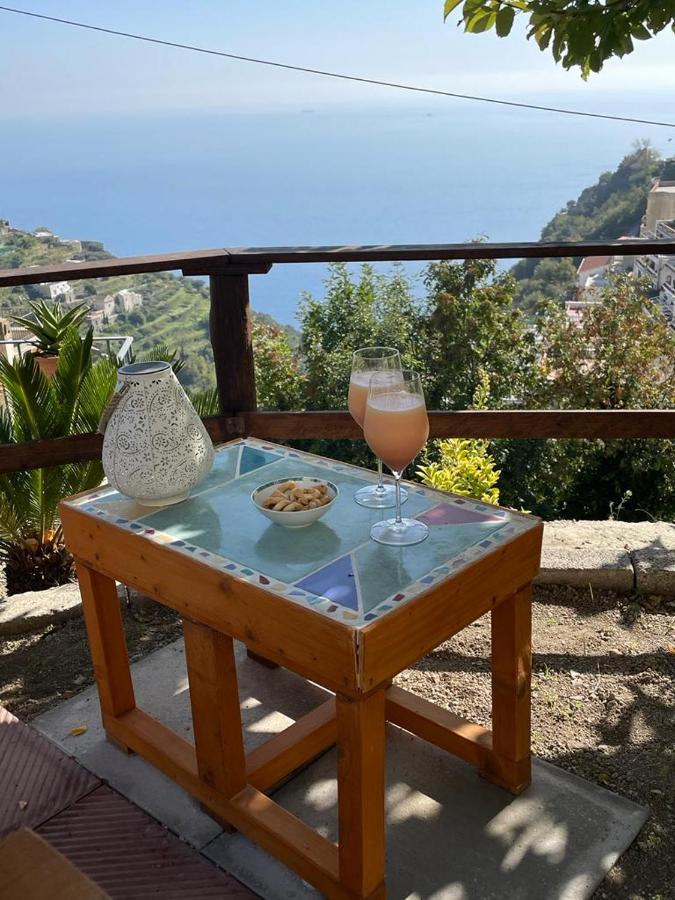 アマルフィCasa Enzo Con Vista Mareアパートメント エクステリア 写真